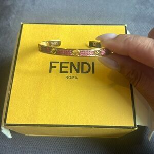 💯 authentic Fendi Crystal bangle size M gold tone brass with BOX